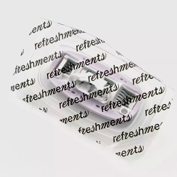 Refreshments Razor Blade Refill Package (4 razor blade refill)NEW sealed - Picture 3 of 3